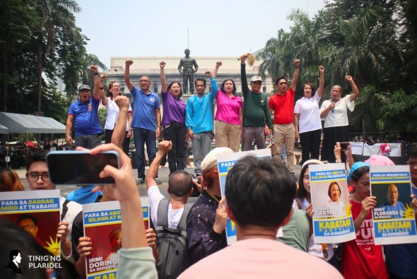 Makabayan bloc’s 2025 Senate nominees raise their fists after airing their platforms and advocacies at Liwasang Bonifacio, Manila, last Monday, Aug. 26.